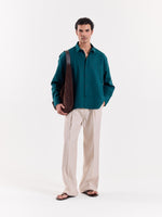 Load image into Gallery viewer, Emerald Green Linen Cropped Shirt