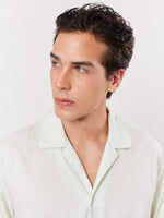 Load image into Gallery viewer, Pearl Resort Shirt