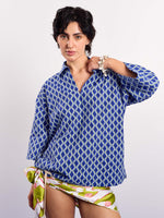 Load image into Gallery viewer, Blue & Green Geometrical Printed Pullover