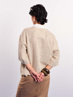 Load image into Gallery viewer, Beige Contrasting Collar Pullover