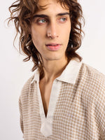 Load image into Gallery viewer, Beige Contrasting Collar Pullover