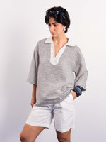 Load image into Gallery viewer, Blue Contrasting Collar Pullover