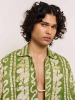 Load image into Gallery viewer, Shirish