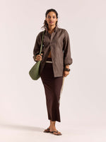 Load image into Gallery viewer, Dark Brown 60s Lea Linen Shirt