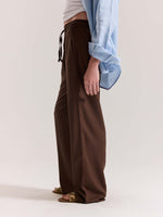 Load image into Gallery viewer, Dark Brown Linen Pull-on Pants