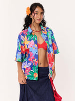 Load image into Gallery viewer, A Day in Tulum Printed Cropped Shirt