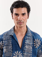 Load image into Gallery viewer, Baatik Blue - Pullover Shirt