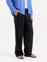 Load image into Gallery viewer, Black Baggy Fit Trousers
