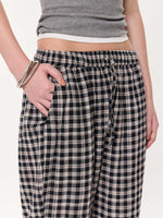 Load image into Gallery viewer, Black Checkered Seersucker Pull-on Pants