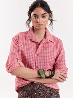 Load image into Gallery viewer, Coral &amp; Cream Grid Checkered Cropped Shirt