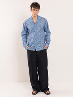Load image into Gallery viewer, Blue Floral Vine Printed Resort Shirt
