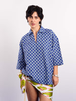 Load image into Gallery viewer, Blue &amp; Green Geometrical Printed Pullover
