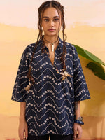 Load image into Gallery viewer, Wavy-gravy Pullover
