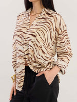 Load image into Gallery viewer, Zebra Patterned Wrinkled Shirt