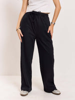 Load image into Gallery viewer, Loose Fit Black Sweatpants

