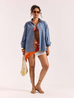 Load image into Gallery viewer, Chambray Blue Linen Cropped Shirt