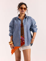 Load image into Gallery viewer, Chambray Blue Linen Cropped Shirt