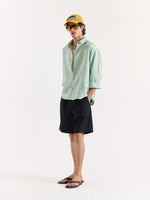 Load image into Gallery viewer, Mint Green Linen Cropped Shirt