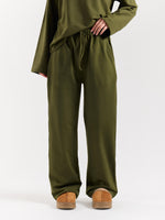 Load image into Gallery viewer, Olive Green Loose Fit Sweatpants