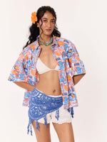 Load image into Gallery viewer, Sardine Club Printed Cropped Shirt