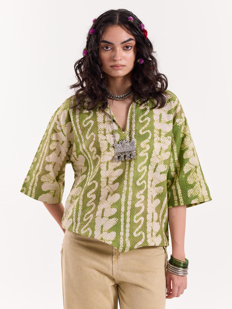 Vrindavan - Pullover Shirt